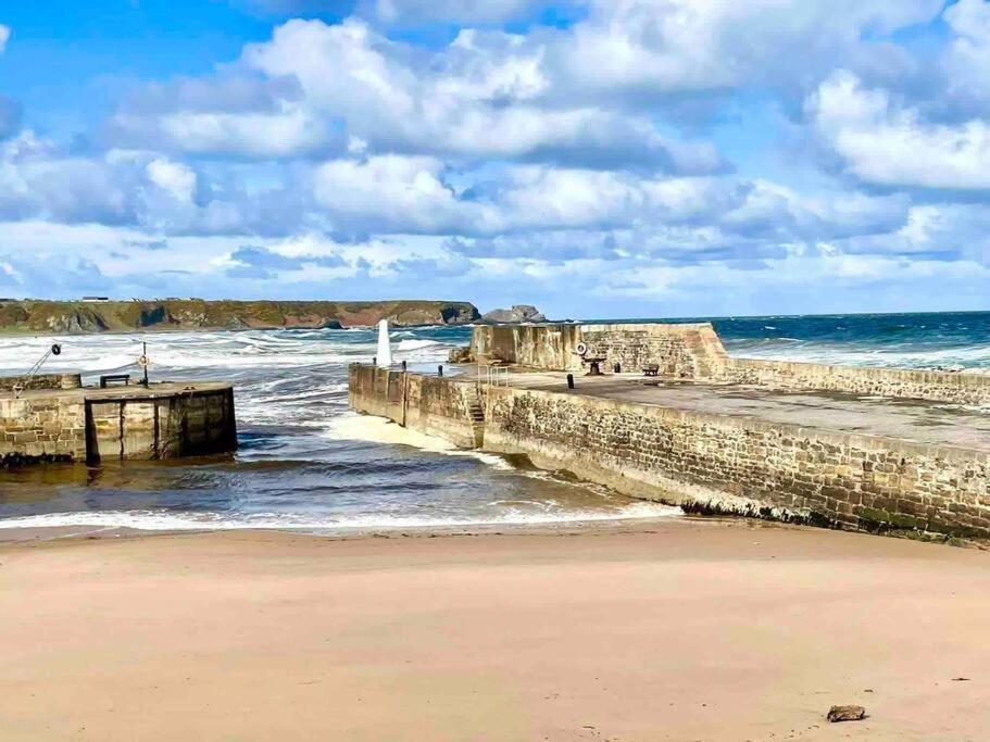 Hill Crest - Cliff Top Cottage With Stunning Views Cullen Bagian luar foto